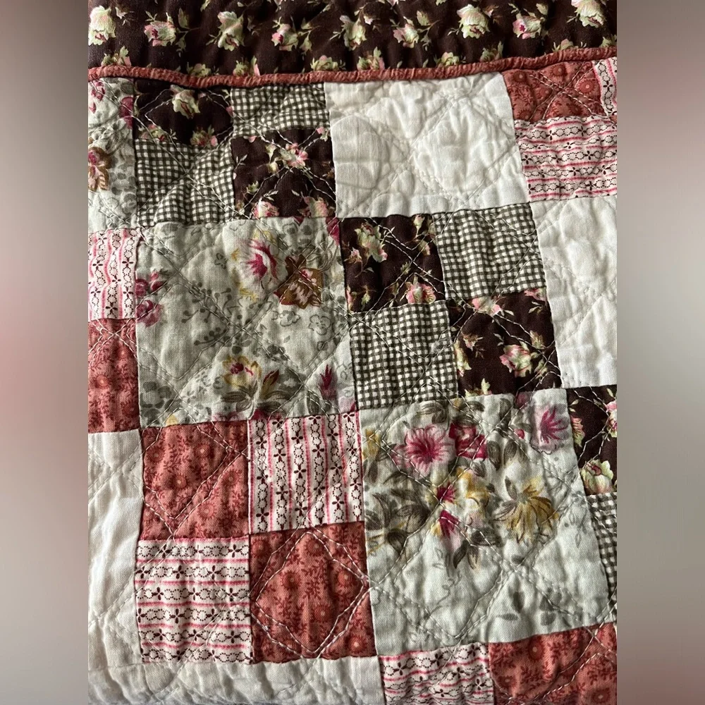 Vintage JCPenney Home Collection 102” x 73” Patch Cotton Quilt